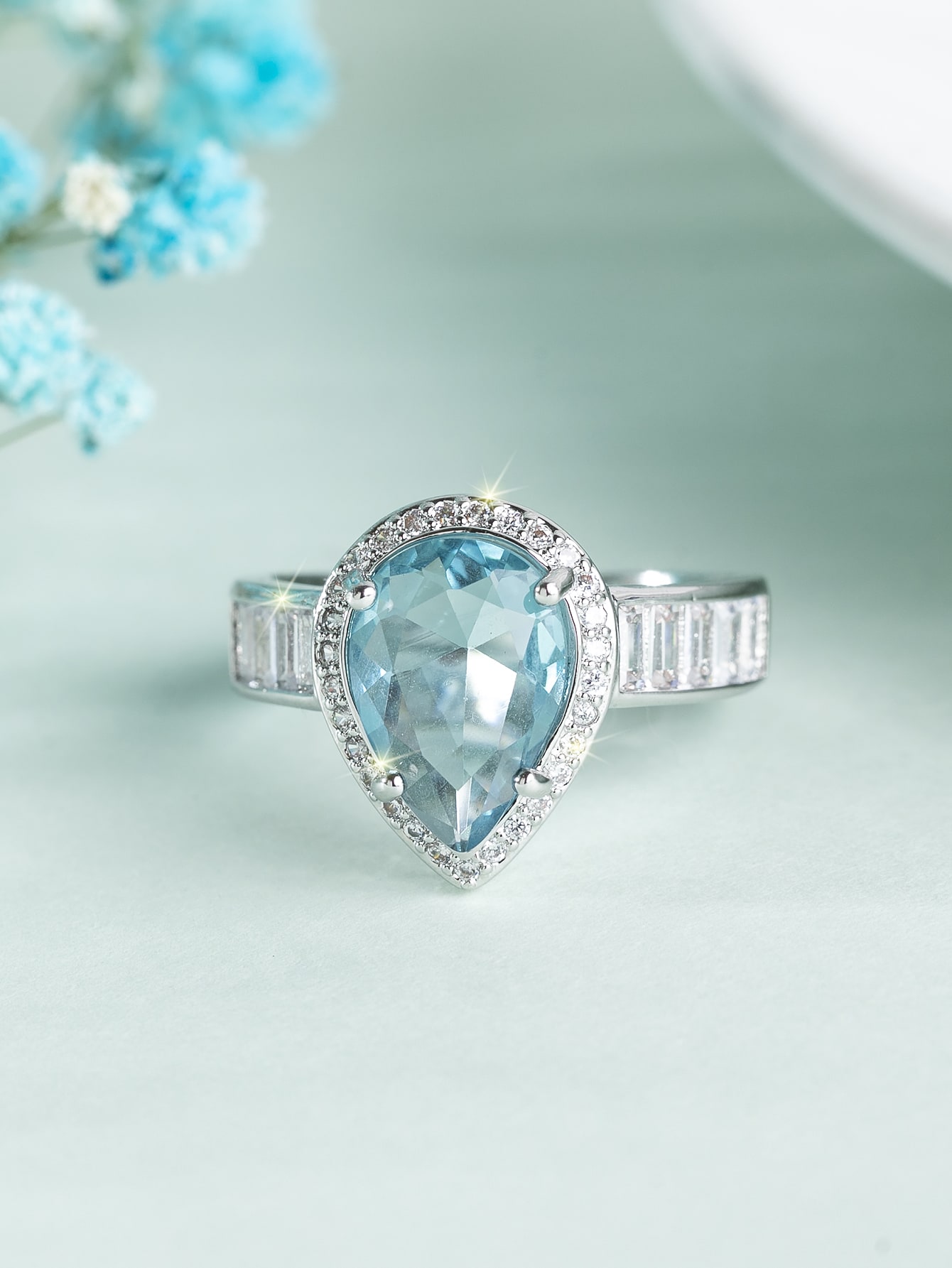 جنس: مس/نکین های اتمی